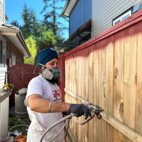 Cost effective Burnaby fence painters scaled